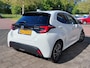 Toyota Yaris 1.5 Hybrid Dynamic | Apple Carplay+Android Auto | Clima | Adap.Cruise | Led Koplampen | Rijstrook+Licht+Regensensor | Achteruitrijcamera | Stoelverwarming | Mistlampen | Privacy Glass |16''lm