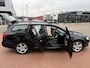 Volkswagen Passat Variant 1.6 FSI Highline Business | €250,- KORTING | 6vers
