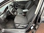 Volkswagen Passat Variant 1.6 FSI Highline Business | €250,- KORTING | 6vers