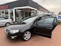 Volkswagen Passat Variant 1.6 FSI Highline Business | €250,- KORTING | 6vers