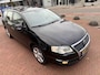Volkswagen Passat Variant 1.6 FSI Highline Business | €250,- KORTING | 6vers