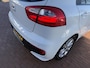 Kia Rio 1.2 CVVT ExecutiveLine | €250,- KORTING | camera