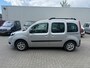Renault Kangoo 1.2 TCe Rolstoelauto 3+1 Automaat - Bodemverlaging - Navigatie/R-link - 1e Eigenaar - Rolstoelvervoer