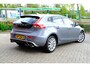 Volvo V40 2.0 D2 R-Design Navi|Leder-Alcantara|Clima|LMV