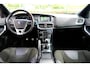 Volvo V40 2.0 D2 R-Design Navi|Leder-Alcantara|Clima|LMV