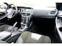 Volvo V40 2.0 D2 R-Design Navi|Leder-Alcantara|Clima|LMV