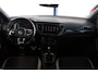 Volkswagen T-Roc 1.5 TSI Sport R-Line Virtual Cockpit | Elektr. Klep | Carplay | Navi | Bluetooth | Adapt. Cruise | 17" LMV | PDC V+A