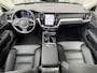 Volvo V60 2.0 T8 Plug-in hybrid AWD Ultra Dark | SOH 100% | Stoelverwarming V+A | Panoramadak | Apple Carplay/Android Auto | Harman/Kardon | 360 camera | HUD | LED | DAB |