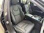 Volvo V60 2.0 T8 Plug-in hybrid AWD Ultra Dark | SOH 100% | Stoelverwarming V+A | Panoramadak | Apple Carplay/Android Auto | Harman/Kardon | 360 camera | HUD | LED | DAB |