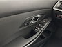BMW 3-Serie 320i Business Edition (INCL-BTW) Aut. *FULL-LED | NAVI-FULLMAP | COMFORTSEATS | HIFI-SOUND | DIGI-COCKPIT | DAB | SHIFT-PADDLES | ECC | TOWBAR | PDC | CRUISE | 16''ALU*