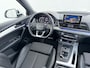 Audi Q5 55 TFSI e quattro Competition 32.000KM! |PANO| ELEKTRISCHE TREKHAAK| ELEK. ACHTERKLEP |MASSAGE| ADAPTIVE CRUISE| CAMERA| NET ONDERHOUD GEHAD RIJKLAAR INCL. 12 MND BOVAG GARANTIE| SFEERVERLICHTING