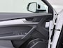 Audi Q5 55 TFSI e quattro Competition 32.000KM! |PANO| ELEKTRISCHE TREKHAAK| ELEK. ACHTERKLEP |MASSAGE| ADAPTIVE CRUISE| CAMERA| NET ONDERHOUD GEHAD RIJKLAAR INCL. 12 MND BOVAG GARANTIE| SFEERVERLICHTING