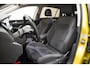 Volkswagen Golf 1.5 eTSI Style Aut. [ Navi Adapt.cruise Camera Ergo-Stoelen ]