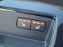 Volvo V90 2.0 T8 Plug-in hybrid AWD Ultra Dark | SOH: 100% | 4 seizoen banden | Extra getint glas | Gelaagd glas | Trekhaak | Luchtvering | Bowers & Wilkins | Massage | Stoel Koeling | 360° Camera | Adaptieve cruise | Stoel/stuur verwarming |