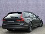 Volvo V90 2.0 T8 Plug-in hybrid AWD Ultra Dark | SOH: 100% | 4 seizoen banden | Extra getint glas | Gelaagd glas | Trekhaak | Luchtvering | Bowers & Wilkins | Massage | Stoel Koeling | 360° Camera | Adaptieve cruise | Stoel/stuur verwarming |