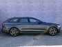 Volvo V90 2.0 T8 Plug-in hybrid AWD Ultra Dark | Gelaagd glas | Trekhaak | Luchtvering | Bowers & Wilkins | Massage | Stoel Koeling | 360° Camera | Adaptieve cruise | Stoel/stuur verwarming |