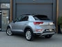Volkswagen T-Roc 1.5 TSI Style Facelift Pano, Beats, Camera, Carplay etc!