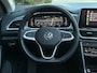 Volkswagen T-Roc 1.5 TSI Style Facelift Pano, Beats, Camera, Carplay etc!