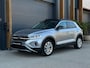 Volkswagen T-Roc 1.5 TSI Style Facelift Pano, Beats, Camera, Carplay etc!