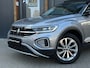 Volkswagen T-Roc 1.5 TSI Style Facelift Pano, Beats, Camera, Carplay etc!