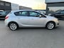 Opel Astra 1.4 Berline Airco Trekhaak 69000km !!