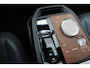 BMW iX xDrive40 High Executive 77 kWh / SoH 95,9% / Trekhaak / Panoramadak / 360Camera / Head-up / Leder / Softclose / Harman Kardon / 21'' / Keyless / Stoelventilatie+Verwarming / Stuurverwarming / Dodehoek / DAB / ACC