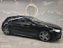Mercedes-Benz A-klasse 200 AMG LINE Panorama/Night/Sfeer/Widescreen/Camera