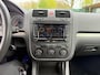 Volkswagen Golf 1.6 FSI Comfortline/ VELGEN / NAVI