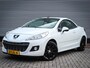 Peugeot 207 CC 1.6 VTi Noir & Blanc | Clima | Cruise | Audio | 17 inch | Pdc |