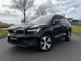 Volvo XC40 1.5 T4 Plug-in hybrid Core Bright | SOH 91,7 % | Apple Carplay/Android Auto | Trekhaak wegklapbaar | DAB | Stoelverwarming | Stuurwielverwarming |