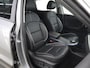 Kia Niro EV e-Niro ExecutiveLine 64 kWh | Schuif/Kanteldak | Lederen Interieur | Ele,verstelbare stoelen | Apple CarPlay/Android Auto | Camera | DAB | Stoelverwarming/Koeling | Stuurverwarming | Adaptieve Cruise Control |