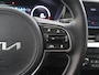 Kia Niro EV e-Niro ExecutiveLine 64 kWh | Schuif/Kanteldak | Lederen Interieur | Ele,verstelbare stoelen | Apple CarPlay/Android Auto | Camera | DAB | Stoelverwarming/Koeling | Stuurverwarming | Adaptieve Cruise Control |