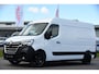 Renault Master T35 2.3 dCi 150 L2H2 PB Edition Camera, Cruise, Carplay, LED, Trekhaak, Automaat, 150pk, Sensoren, NAVI, Uniek!