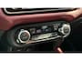 Nissan Micra 0.9 IG-T Tekna | Leder | Camera | Lane assist | Dode hoek | Stoelverwarming |