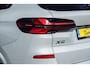 BMW X5 xDrive 50e 490Pk | M-Sport Pro | Shadowline | 360° Camera | Harman-Kardon | Head Up Display | Trekhaak | Brooklyn Grey | 22''