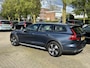Volvo V60 Cross Country 2.0 B5 AWD Pro Panorama dak Keyless On call