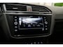 Volkswagen Tiguan 1.5 TSI R-Line * Trekhaak - Virtual - Camera - Black Style - IQ Light - ACC - Sfeer - 1e Eig *
