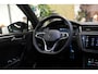 Volkswagen Tiguan 1.5 TSI R-Line * Trekhaak - Virtual - Camera - Black Style - IQ Light - ACC - Sfeer - 1e Eig *