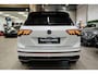 Volkswagen Tiguan 1.5 TSI R-Line * Virtual - HUD - Black Style - Camera - Keyless - IQ Light - Blind Spot *