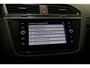 Volkswagen Tiguan 1.5 TSI R-Line * Virtual - HUD - Black Style - Camera - Keyless - IQ Light - Blind Spot *