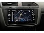 Volkswagen Tiguan 1.5 TSI R-Line * Virtual - HUD - Black Style - Camera - Keyless - IQ Light - Blind Spot *