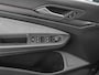 Volkswagen Golf 1.5 eTSI 130pk DSG R-Line · Apple/Android Car Play · Navigatie · P-Sensoren · Sfeerverlichting · Getint Glas · 17'' Inch · Garantie t/m 12-02-2028 of 100.000km
