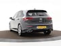 Volkswagen Golf 1.5 eTSI 130pk DSG R-Line · Apple/Android Car Play · Navigatie · P-Sensoren · Sfeerverlichting · Getint Glas · 17'' Inch · Garantie t/m 12-02-2028 of 100.000km