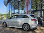 Mercedes-Benz B-klasse 180 Business Solution AMG AUTOMAAT | Panodak | Afn. Trekhaak | Navigatie | Climate Control | Cruise Control | Licht metalen velgen