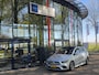 Mercedes-Benz B-klasse 180 Business Solution AMG AUTOMAAT | Panodak | Afn. Trekhaak | Navigatie | Climate Control | Cruise Control | Licht metalen velgen