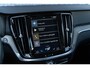 Volvo V60 2.0 T5 Inscription | Parkeersensoren | Lederen Bekleding | Cruise Control Adaptief | BLIS | Elektrische Achterklep | Stoelverwarming | Elektrisch Verstelbare Bestuurdersstoel | Navigatie