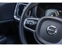 Volvo V60 2.0 T5 Inscription | Parkeersensoren | Lederen Bekleding | Cruise Control Adaptief | BLIS | Elektrische Achterklep | Stoelverwarming | Elektrisch Verstelbare Bestuurdersstoel | Navigatie