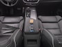 Volvo XC60 2.0 T6 Plug-in hybrid AWD R-Design | PANO | CAMERA | KEYLESS | STOEL- EN STUURVERW.