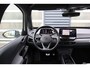 Volkswagen ID.3 204pk First 58 kWh Pro Performance | Navigatie | Apple CarPlay & Android Auto | 18" Velgen East Derry
