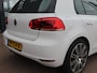 Volkswagen Golf 1.2 TSI Highline Xenon 18" Navi Trekhaak Cruise NAP